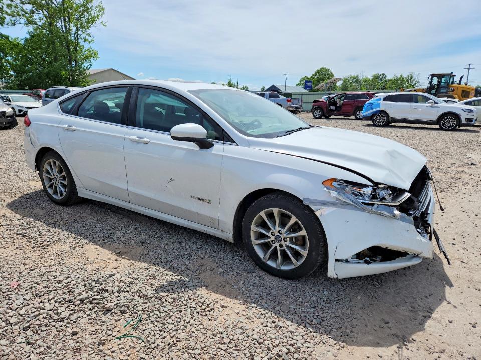 2017 Ford Fusion მანქანა იყიდება აუქციონზე, vin: 3FA6P0LU8HR316025, აუქციონის ნომერი: 55706796