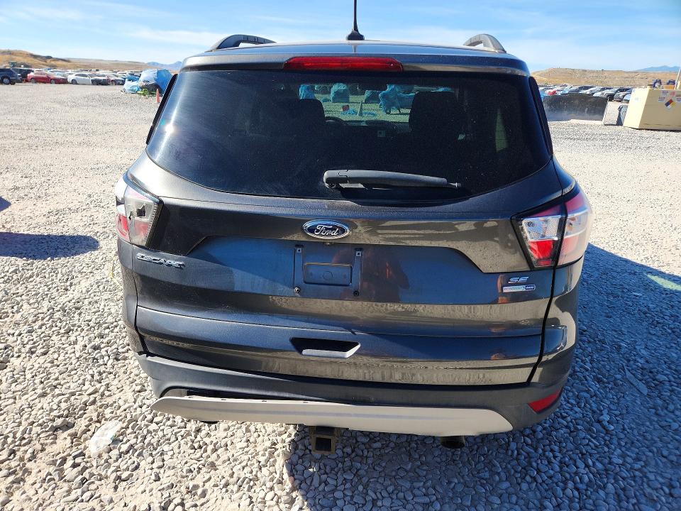 56853226 :رقم المزاد ، 1FMCU9GD3JUA99479 vin ، 2018 Ford Escape مزاد بيع
