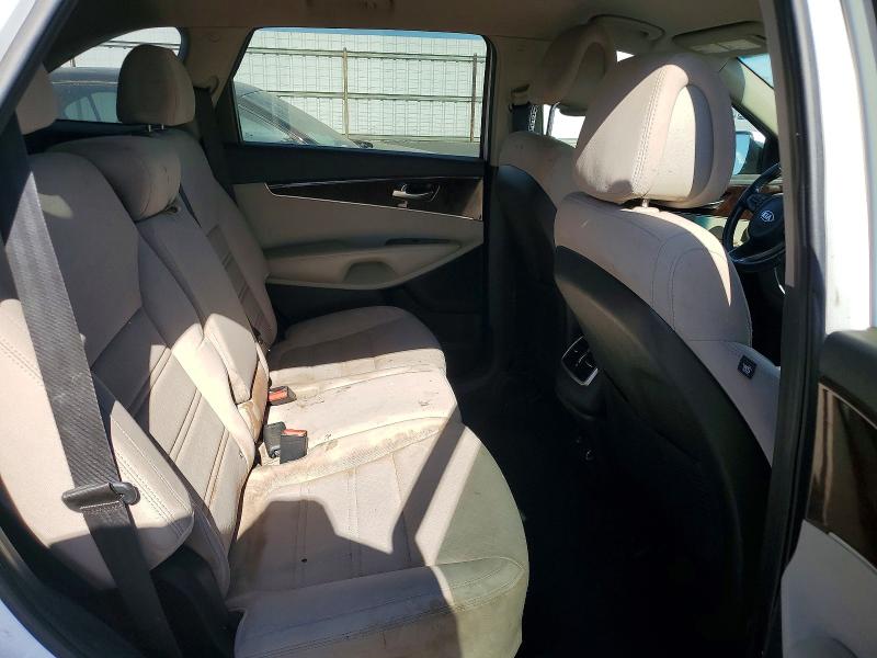 58765186 :رقم المزاد ، 5XYPGDA38GG052507 vin ، 2016 Kia Sorento مزاد بيع