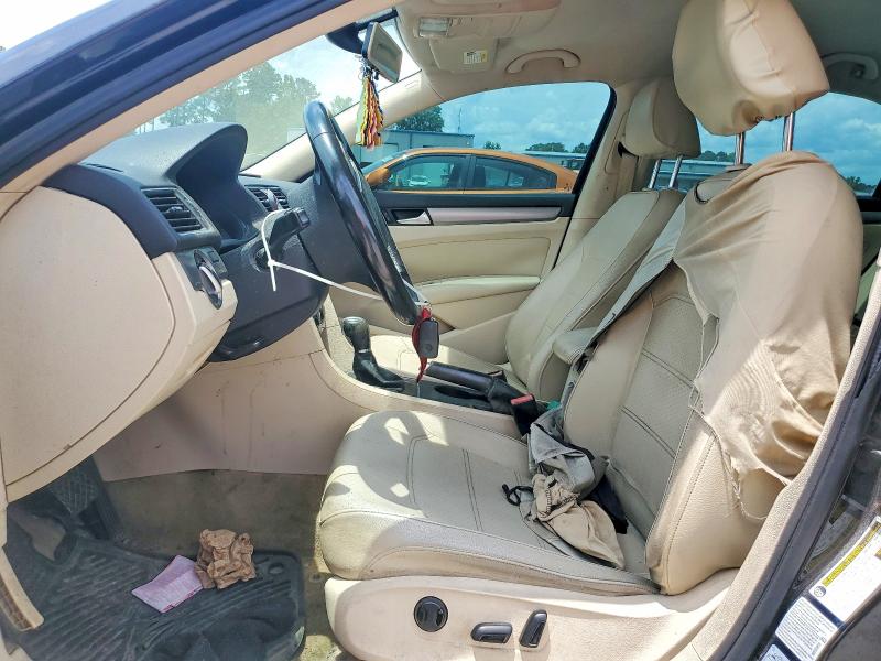 2015 Volkswagen Passat S Automatic მანქანა იყიდება აუქციონზე, vin: 1VWAT7A31FC097291, აუქციონის ნომერი: 57331096