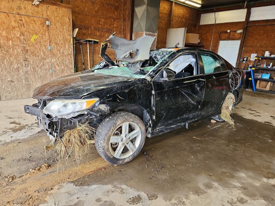 58969676 :رقم المزاد ، 4T1BF1FK0CU180465 vin ، 2012 Toyota Camry مزاد بيع