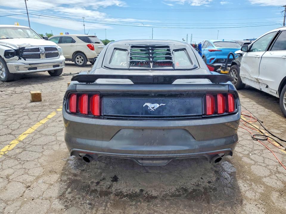 58449636 :رقم المزاد ، 1FA6P8CF8F5433782 vin ، 2015 Ford Mustang مزاد بيع