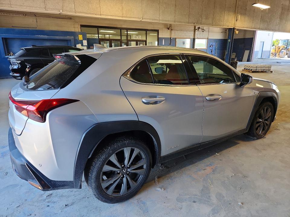 2020 Lexus Ux მანქანა იყიდება აუქციონზე, vin: JTHR9JBH1L2025325, აუქციონის ნომერი: 57765486