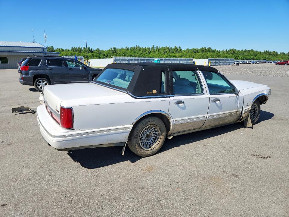 56032776 :رقم المزاد ، 1LNLM81W4VY626318 vin ، 1997 Lincoln Town Car مزاد بيع