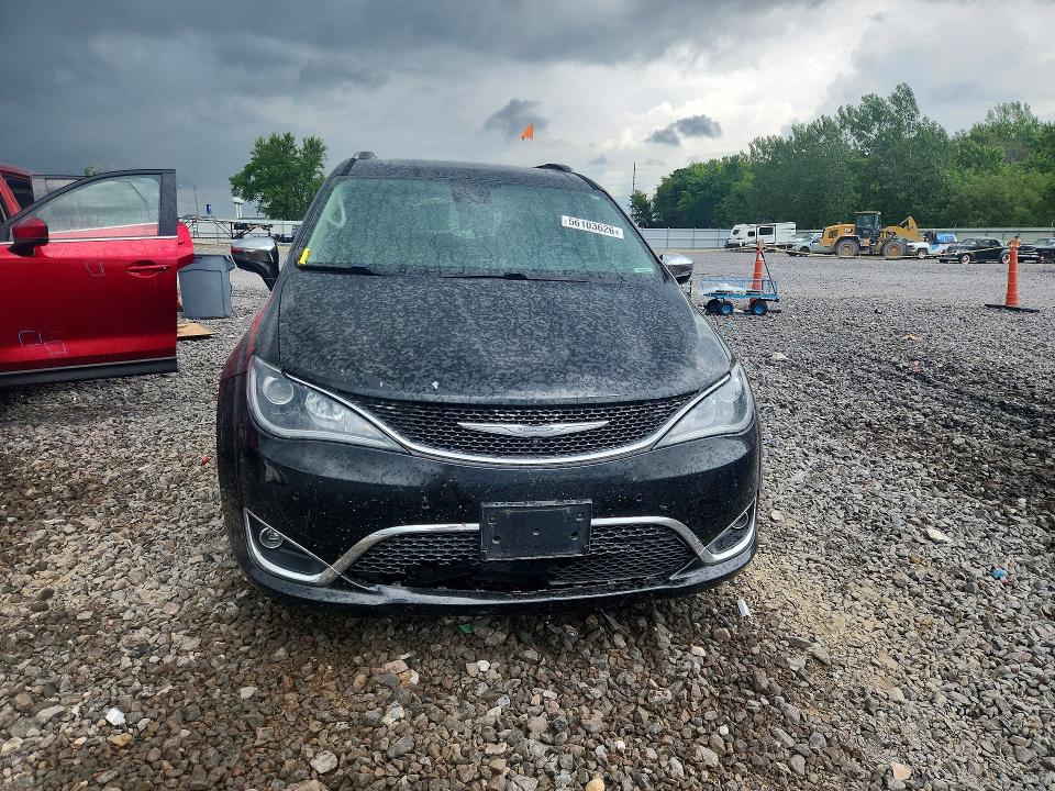 56103626 :رقم المزاد ، 2C4RC1GG0HR838036 vin ، 2017 Chrysler Pacifica مزاد بيع
