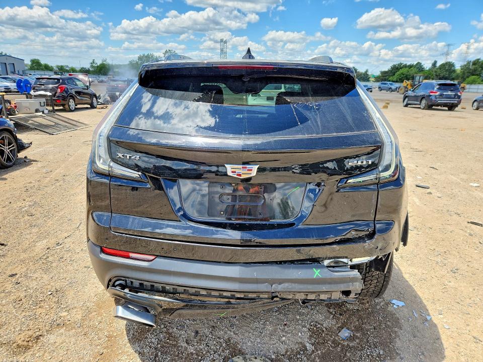 56518216 :رقم المزاد ، 1GYFZER43KF104656 vin ، 2019 Cadillac Xt4 مزاد بيع