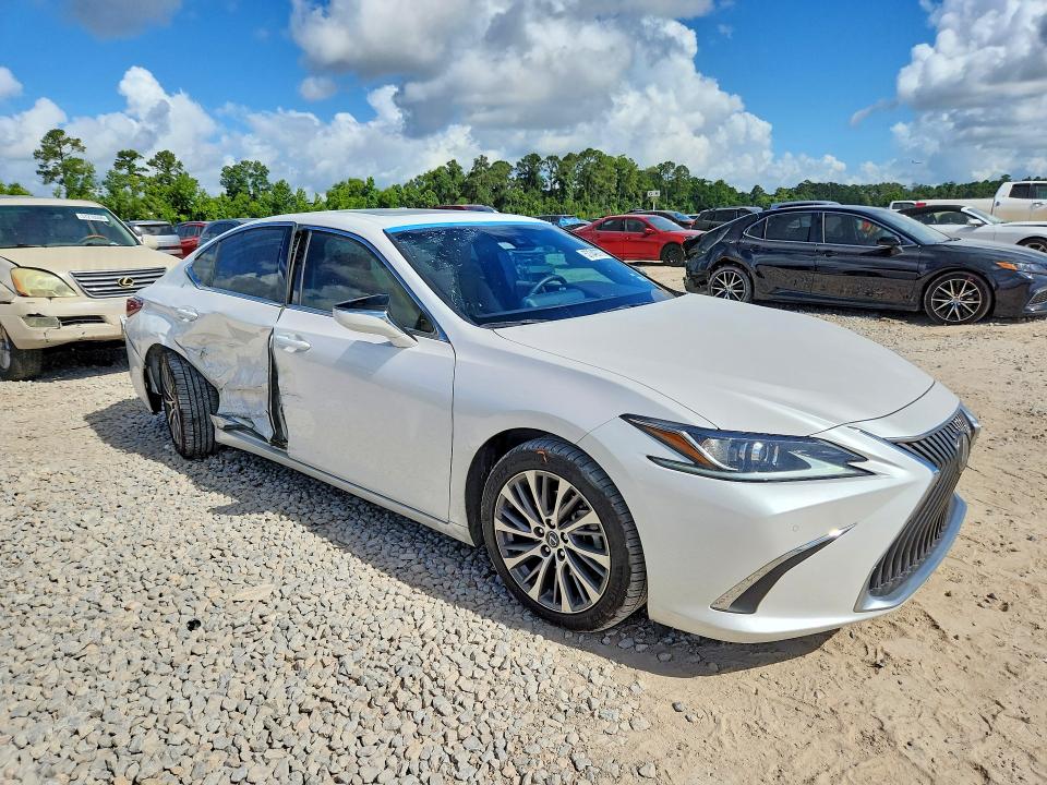 57349776 :رقم المزاد ، 58ABZ1B16KU039041 vin ، 2019 Lexus Es مزاد بيع