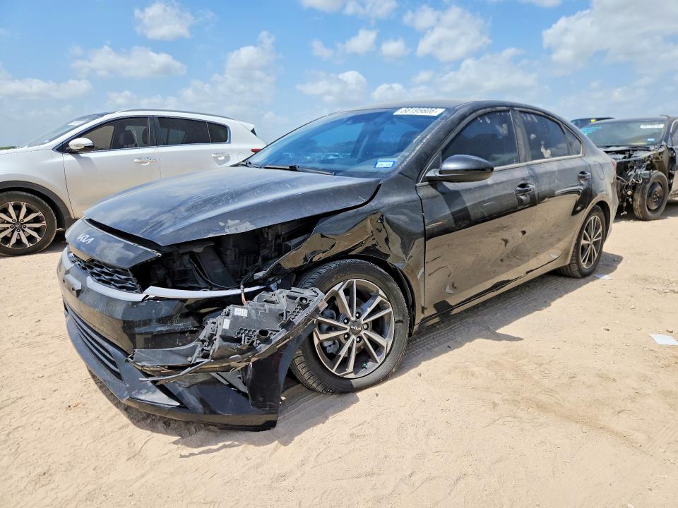 56195606 :رقم المزاد ، 3KPF24AD6NE461408 vin ، 2022 Kia Forte مزاد بيع