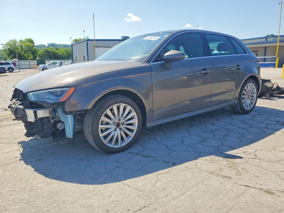 Продаж на аукціоні авто 2016 Audi A3, vin: WAUTPBFF5GA092451, номер лоту: 55593266