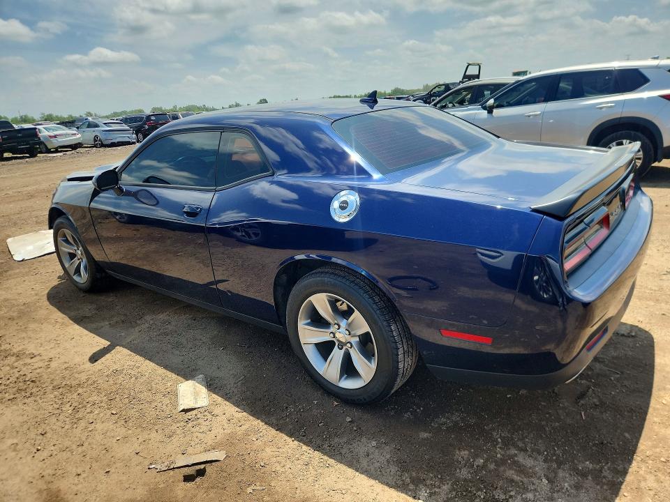 57051166 :رقم المزاد ، 2C3CDZAGXFH723946 vin ، 2015 Dodge Challenger مزاد بيع