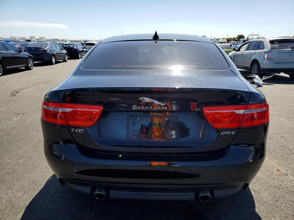 2018 Jaguar Xe მანქანა იყიდება აუქციონზე, vin: SAJAD4FX2JCP36458, აუქციონის ნომერი: 55691896