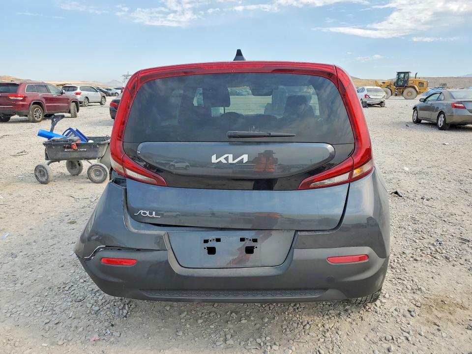 58276546 :رقم المزاد ، KNDJ23AU7N7828742 vin ، 2022 Kia Soul مزاد بيع
