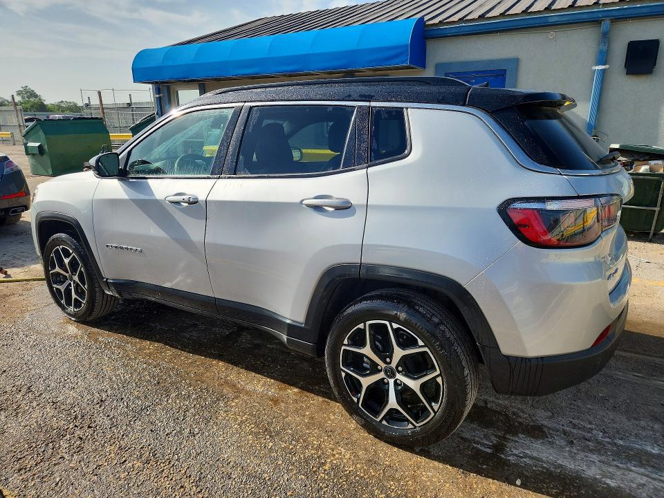 95586135 :رقم المزاد ، 3C4NJDCN7ST621646 vin ، 2025 Jeep Compass مزاد بيع