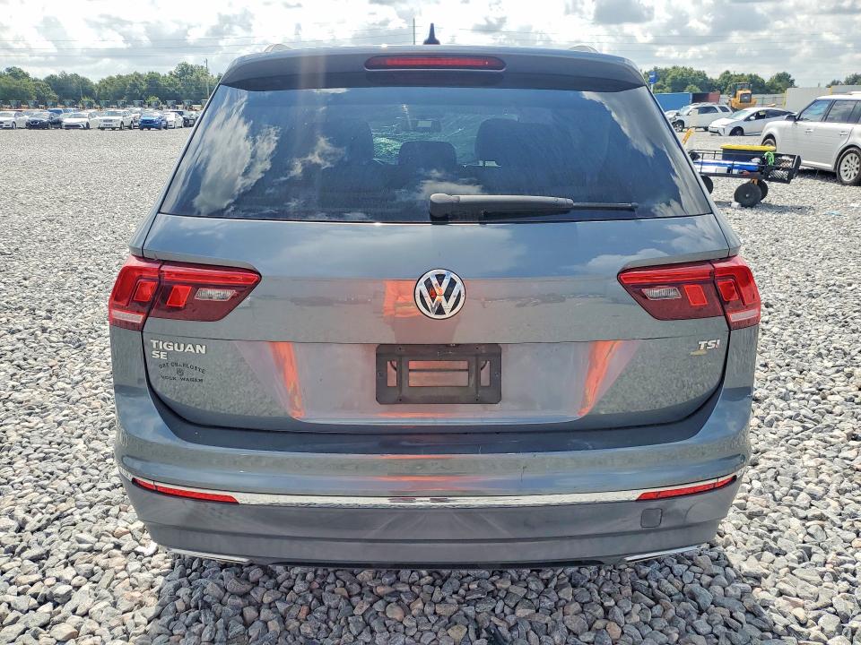 58090476 :رقم المزاد ، 3VV3B7AX8JM213550 vin ، 2018 Volkswagen Tiguan مزاد بيع
