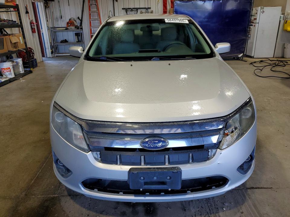 58497986 :رقم المزاد ، 3FAHP0HG1AR161142 vin ، 2010 Ford Fusion مزاد بيع
