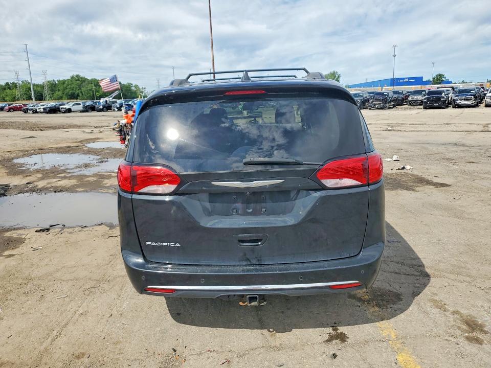 Продажа на аукционе авто 2018 Chrysler Pacifica, vin: 2C4RC1FG5JR288128, номер лота: 56516586