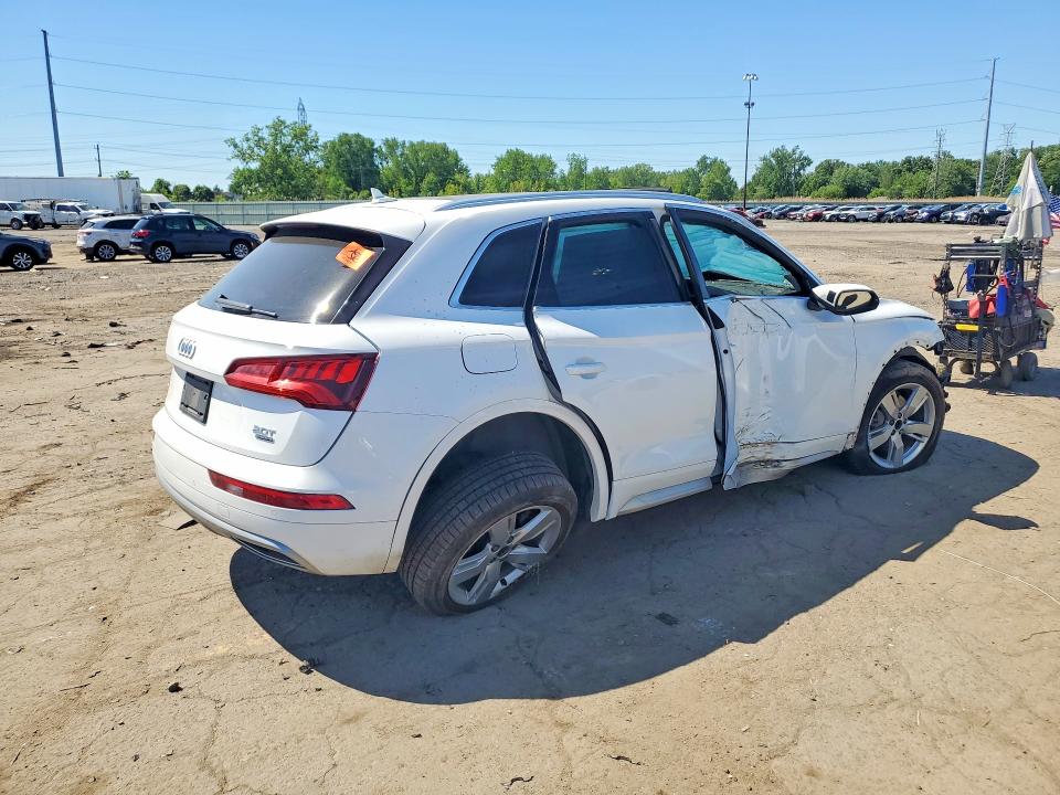 55364776 :رقم المزاد ، WA1BNAFY8J2228549 vin ، 2018 Audi Q5 مزاد بيع
