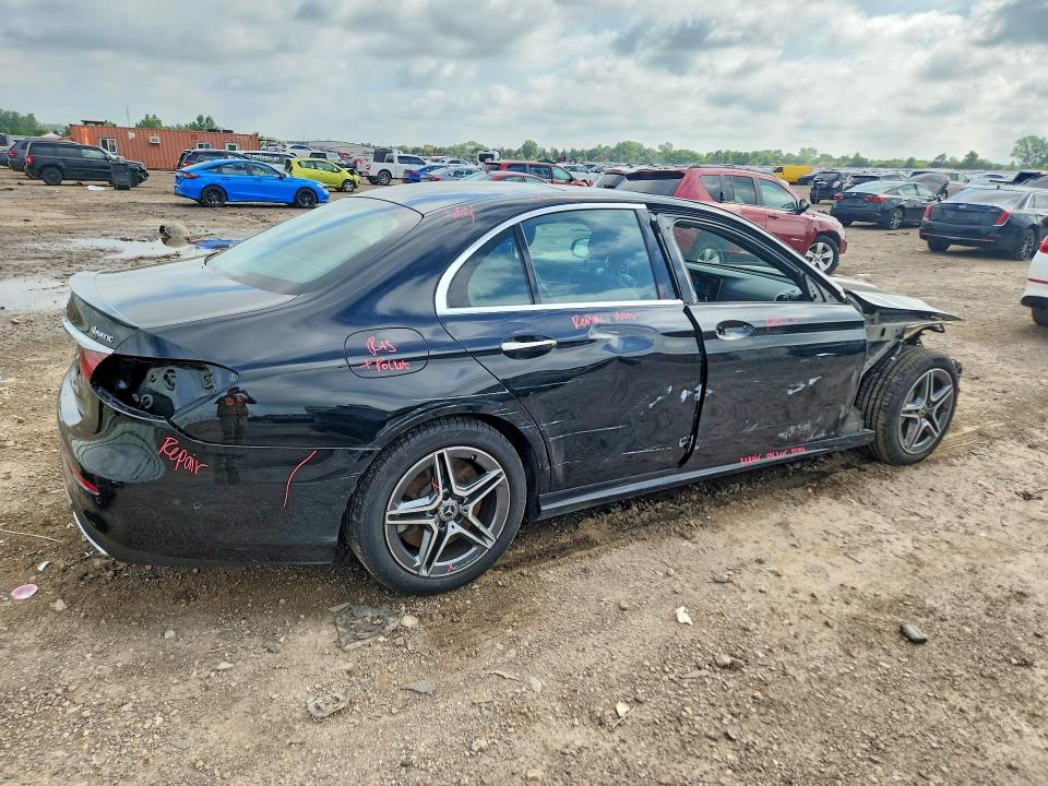 2021 Mercedes-benz E მანქანა იყიდება აუქციონზე, vin: W1KZF5KB0MA998576, აუქციონის ნომერი: 58567166