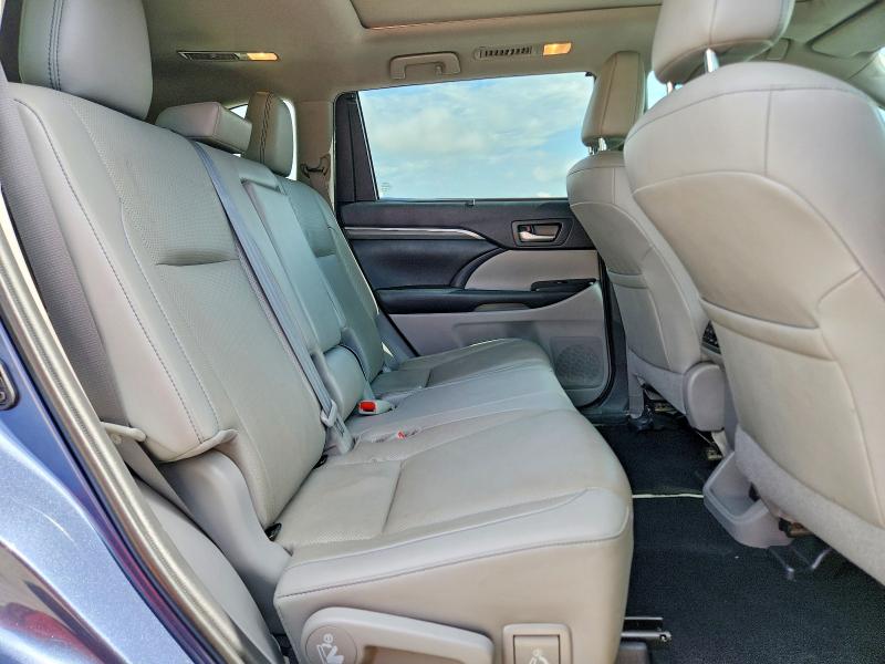 Продаж на аукціоні авто 2019 Toyota Highlander, vin: 5TDDZRFHXKS957146, номер лоту: 55393876