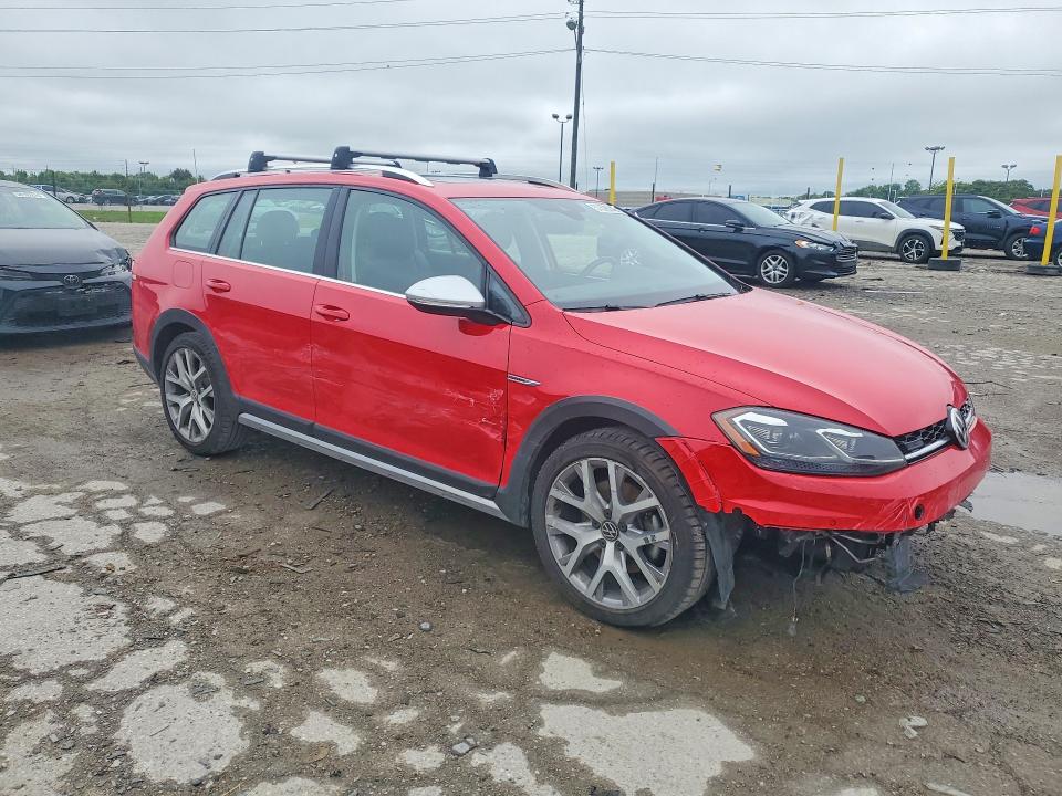 Продажа на аукционе авто 2018 Volkswagen Golf Alltrack, vin: 3VWH17AUXJM754528, номер лота: 57376146