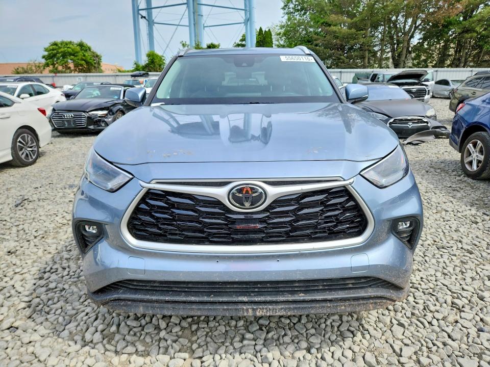 55650116 :رقم المزاد ، 5TDGZRBH5NS241939 vin ، 2022 Toyota Highlander مزاد بيع