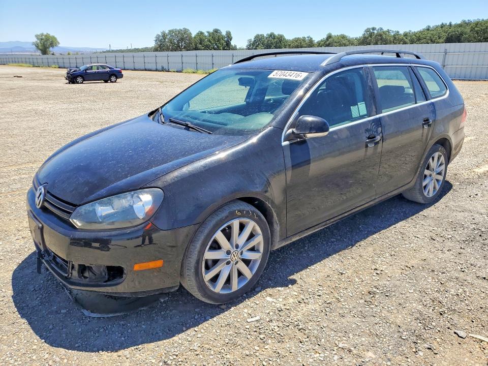57043416 :رقم المزاد ، 3VWPZ7AJ1AM689076 vin ، 2010 Volkswagen Jetta مزاد بيع