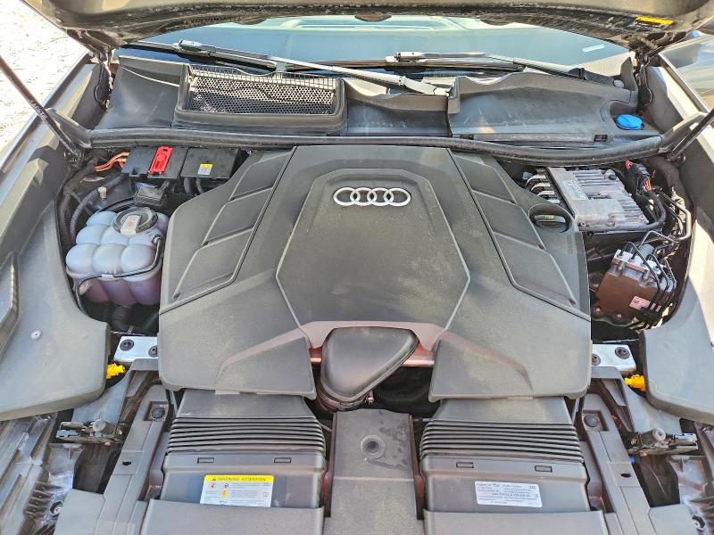 57939996 :رقم المزاد ، WA1FVAF14MD033111 vin ، 2021 Audi Q8 مزاد بيع