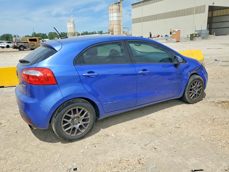 2013 Kia Rio 5-door მანქანა იყიდება აუქციონზე, vin: KNADN5A35D6149383, აუქციონის ნომერი: 57043156