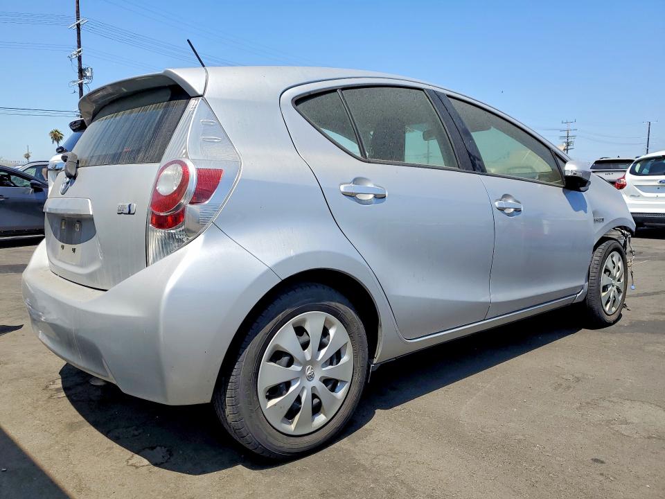 Продаж на аукціоні авто 2014 Toyota Prius C, vin: JTDKDTB31E1565770, номер лоту: 58525096