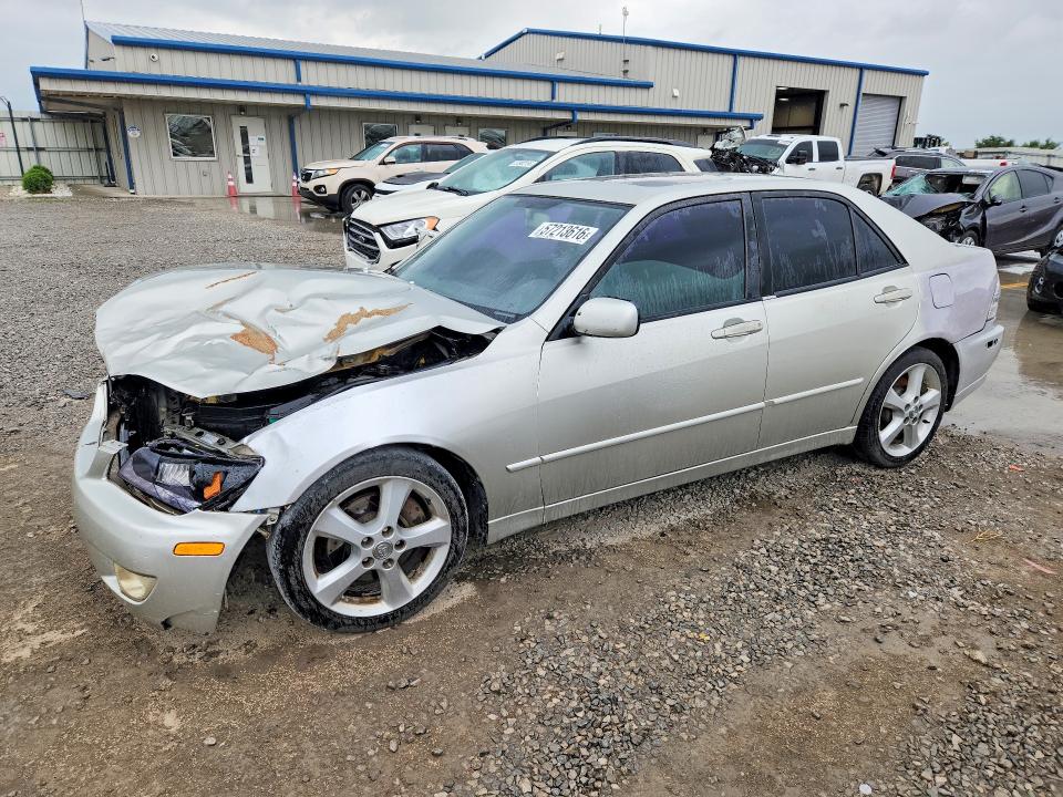 57213616 :رقم المزاد ، JTHBD192420064065 vin ، 2002 Lexus Is مزاد بيع