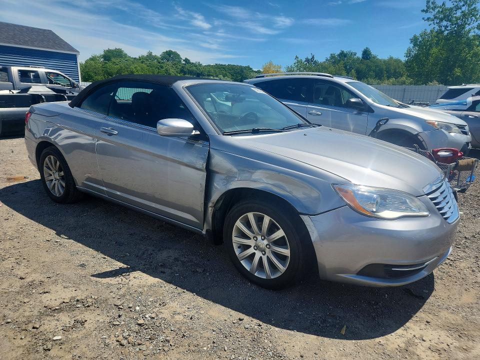 Продаж на аукціоні авто 2013 Chrysler 200, vin: 1C3BCBEB4DN511973, номер лоту: 58626106