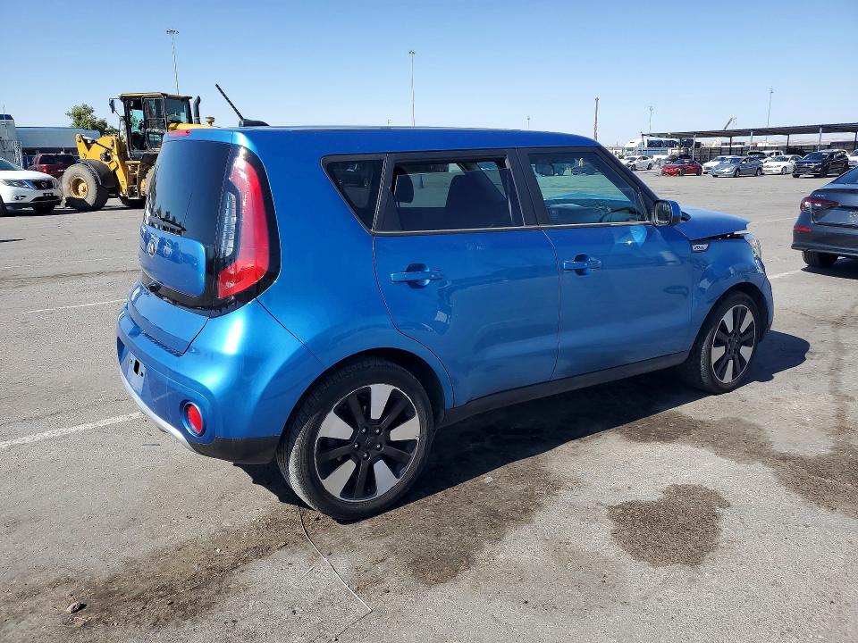 Продажа на аукционе авто 2017 Kia Soul, vin: KNDJP3A55H7480552, номер лота: 56060796