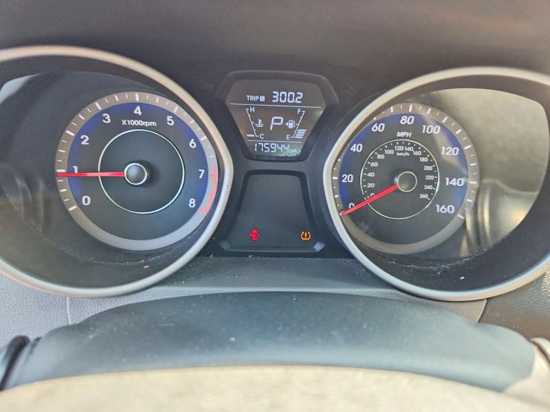Продажа на аукционе авто 2015 Hyundai Elantra, vin: KMHDH4AE6FU446999, номер лота: 99027265
