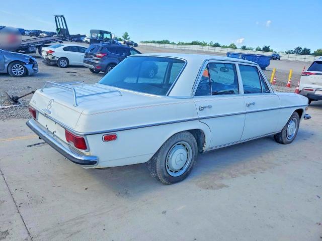 57533306 :رقم المزاد ، 11401012004611 vin ، 1968 Mercedes-benz 250 مزاد بيع