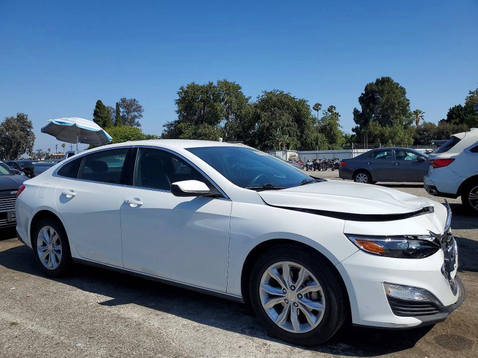 Продажа на аукционе авто 2024 Chevrolet Malibu, vin: 1G1ZD5ST7RF197185, номер лота: 54851136