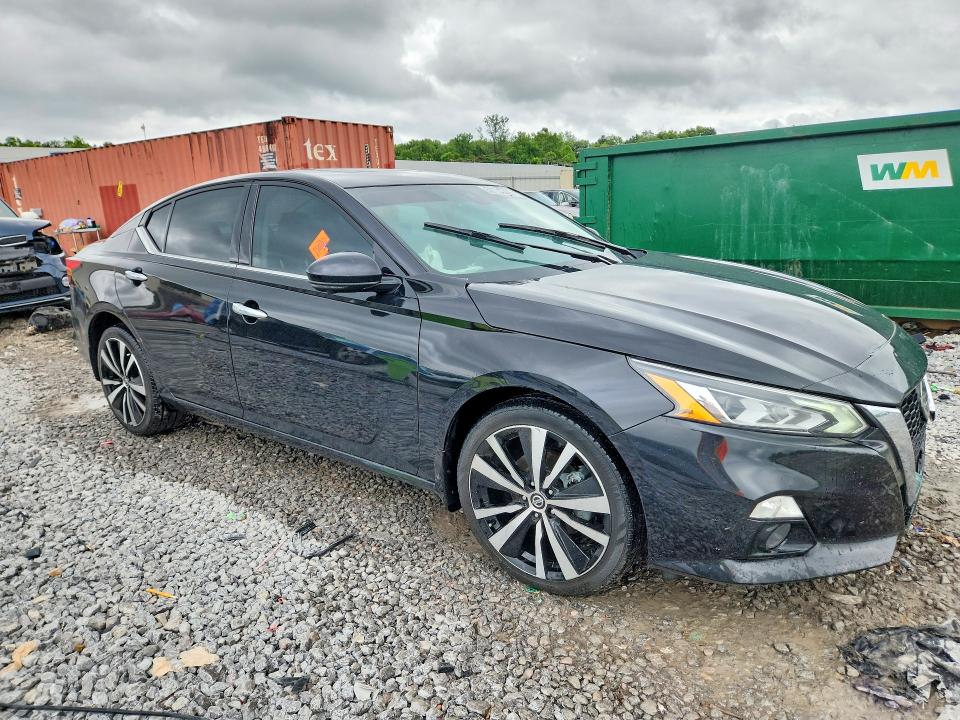 57733366 :رقم المزاد ، 1N4BL4FW6NN415519 vin ، 2022 Nissan Altima مزاد بيع