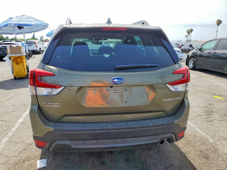 Продаж на аукціоні авто 2023 Subaru Forester, vin: JF2SKAEC2PH446594, номер лоту: 56701716