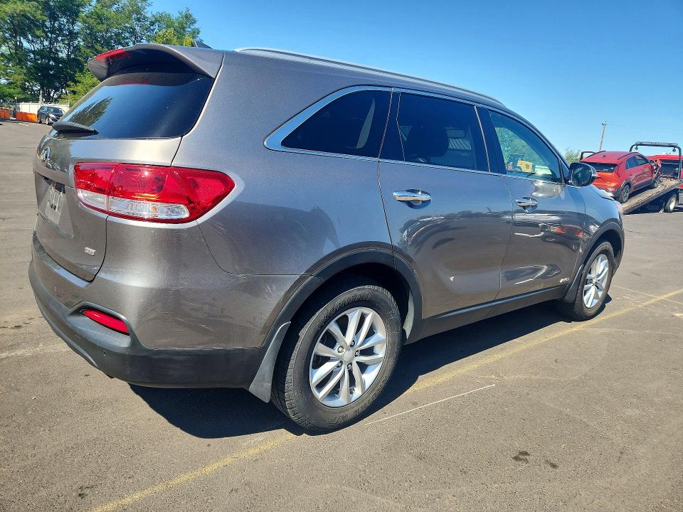 58489956 :رقم المزاد ، 5XYPGDA31GG090905 vin ، 2016 Kia Sorento مزاد بيع