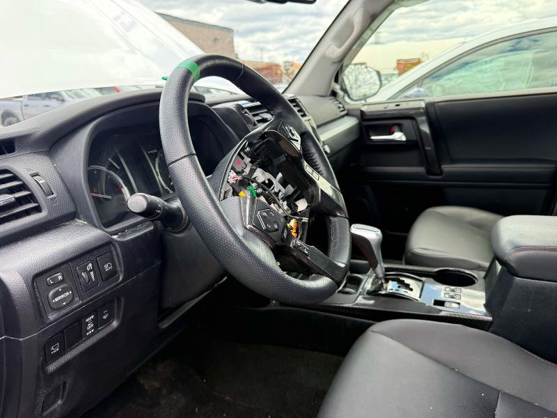 Продажа на аукционе авто 2023 Toyota 4runner, vin: JTERU5JR2P6201066, номер лота: 57970336
