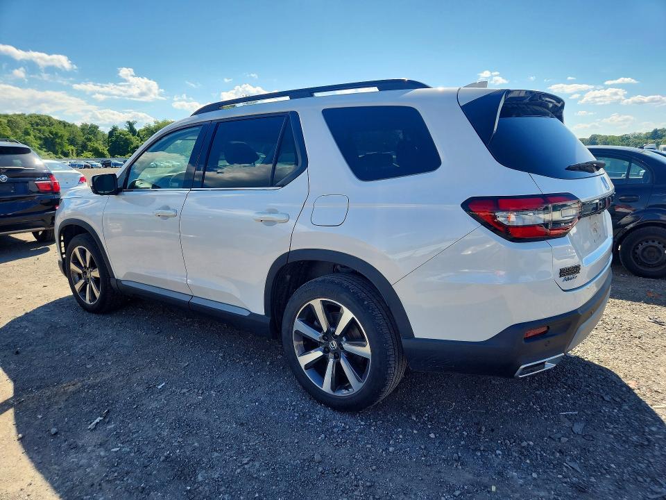 58281146 :رقم المزاد ، 5FNYG1H88PB010978 vin ، 2023 Honda Pilot مزاد بيع