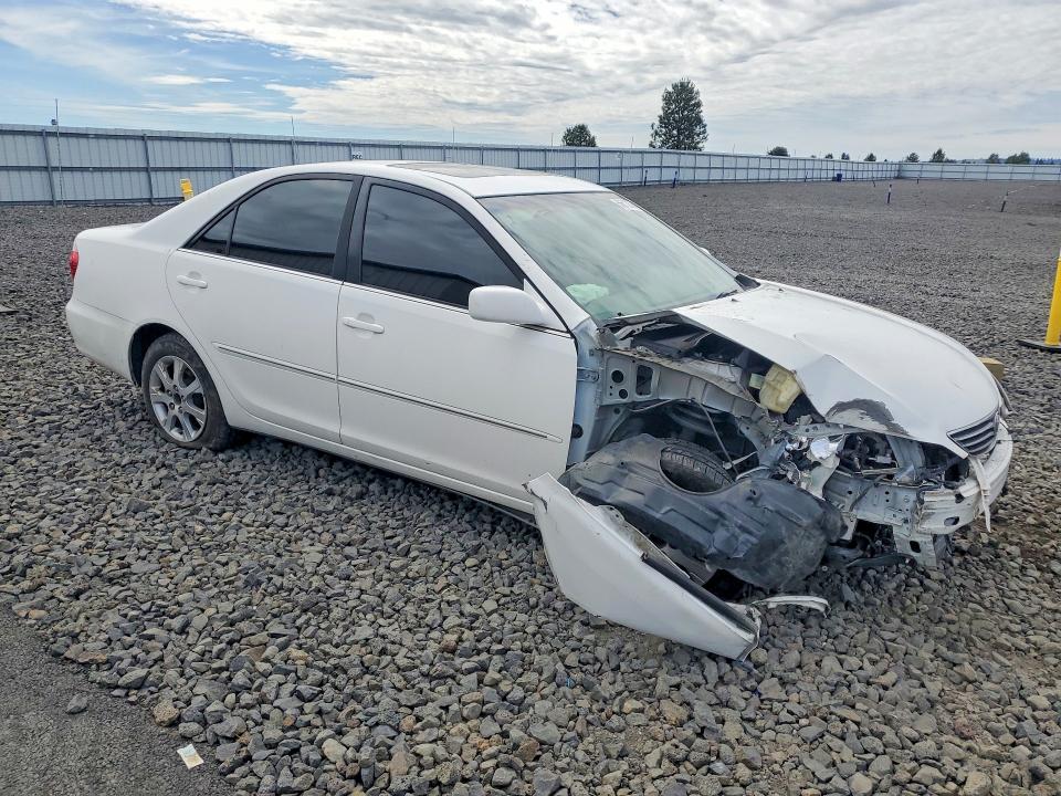 56613876 :رقم المزاد ، JTDBF30K250163198 vin ، 2005 Toyota Camry مزاد بيع