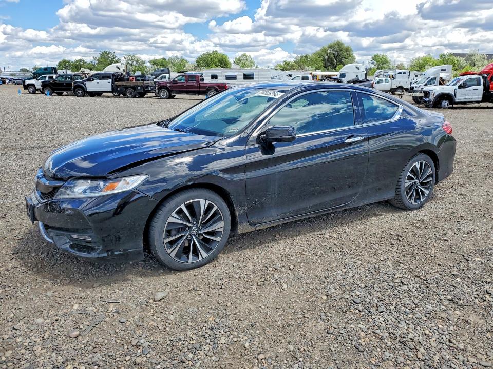 Auction sale of the 2017 Honda Accord, vin: 1HGCT2A89HA004835, lot number: 56828266