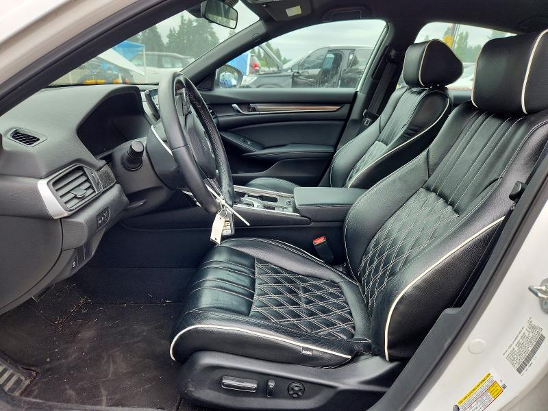 Продажа на аукционе авто 2018 Honda Accord, vin: 1HGCV1F32JA219318, номер лота: 57512016
