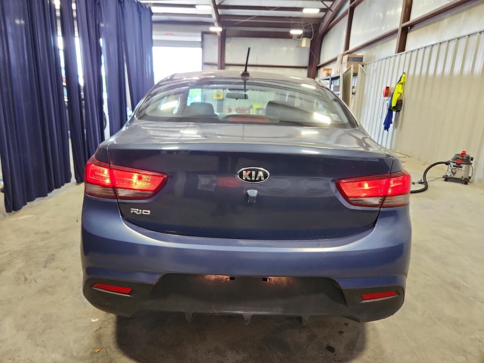 2020 Kia Rio მანქანა იყიდება აუქციონზე, vin: 3KPA24AD2LE277218, აუქციონის ნომერი: 55575626