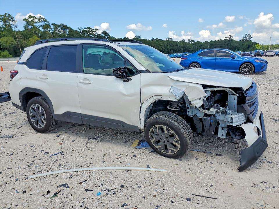 56827126 :رقم المزاد ، 4S4SLDD6XT3052210 vin ، 2026 Subaru Forester مزاد بيع