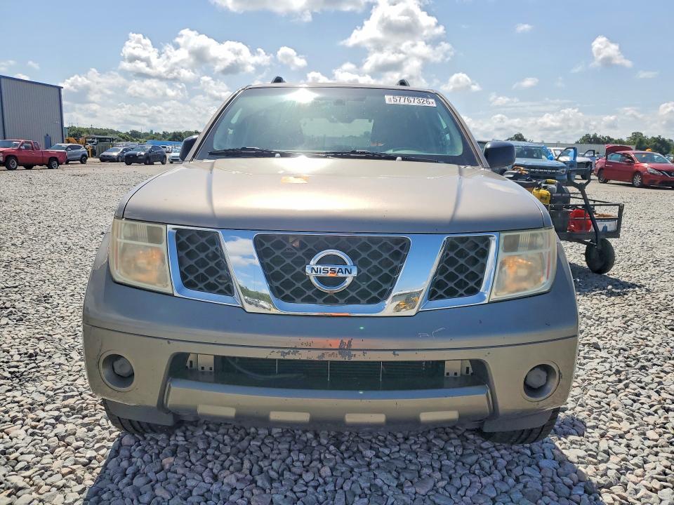 57767326 :رقم المزاد ، 5N1AR18W55C755249 vin ، 2005 Nissan Pathfinder مزاد بيع