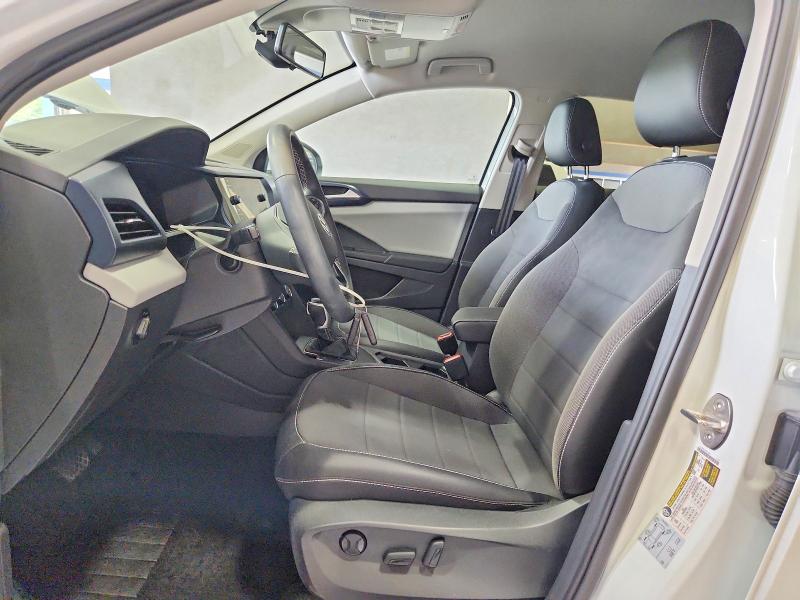 57079796 :رقم المزاد ، 3VVSX7B2XNM014859 vin ، 2022 Volkswagen Taos مزاد بيع