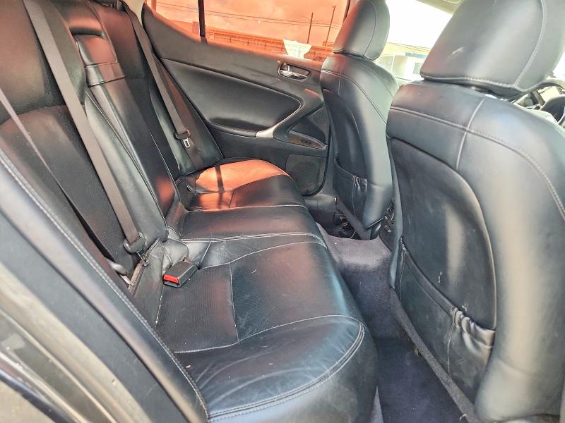 56851436 :رقم المزاد ، JTHBF5C28B2101231 vin ، 2011 Lexus Is مزاد بيع