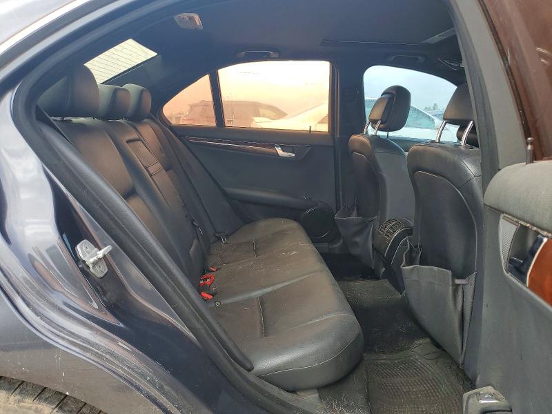2010 Mercedes-benz C მანქანა იყიდება აუქციონზე, vin: WDDGF8BB7AR124330, აუქციონის ნომერი: 57719766