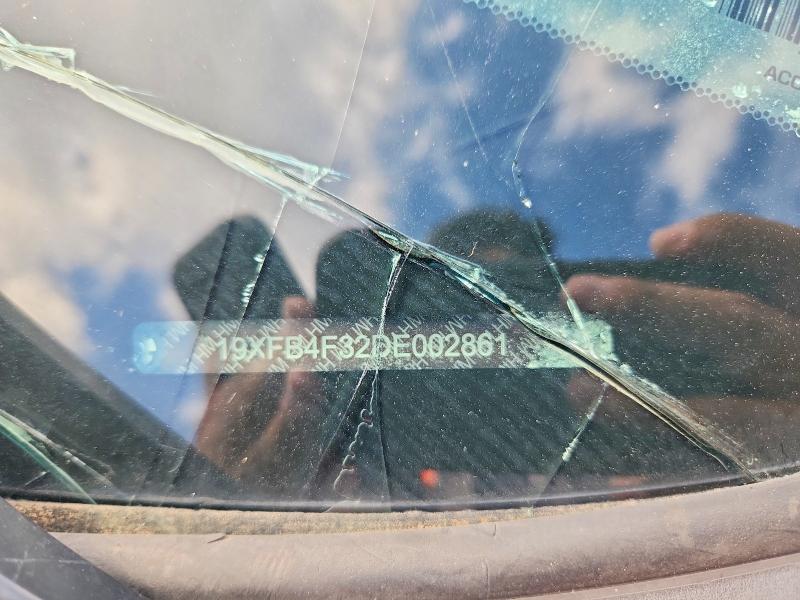56083086 :رقم المزاد ، 19XFB4F32DE002861 vin ، 2013 Honda Civic مزاد بيع